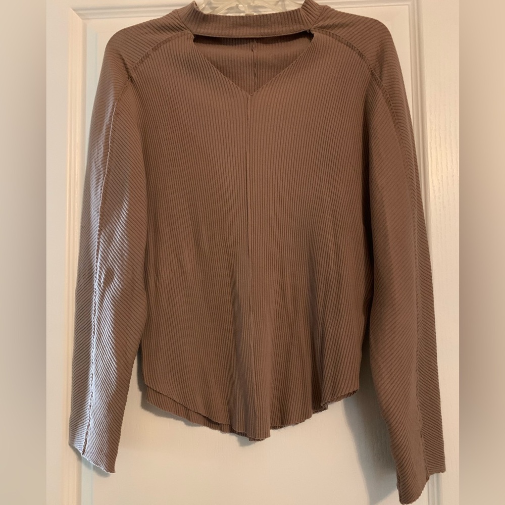 Listicle Women’s Brown Long Sleeve Raw Edge Ribbed Cozy Top Size Large
